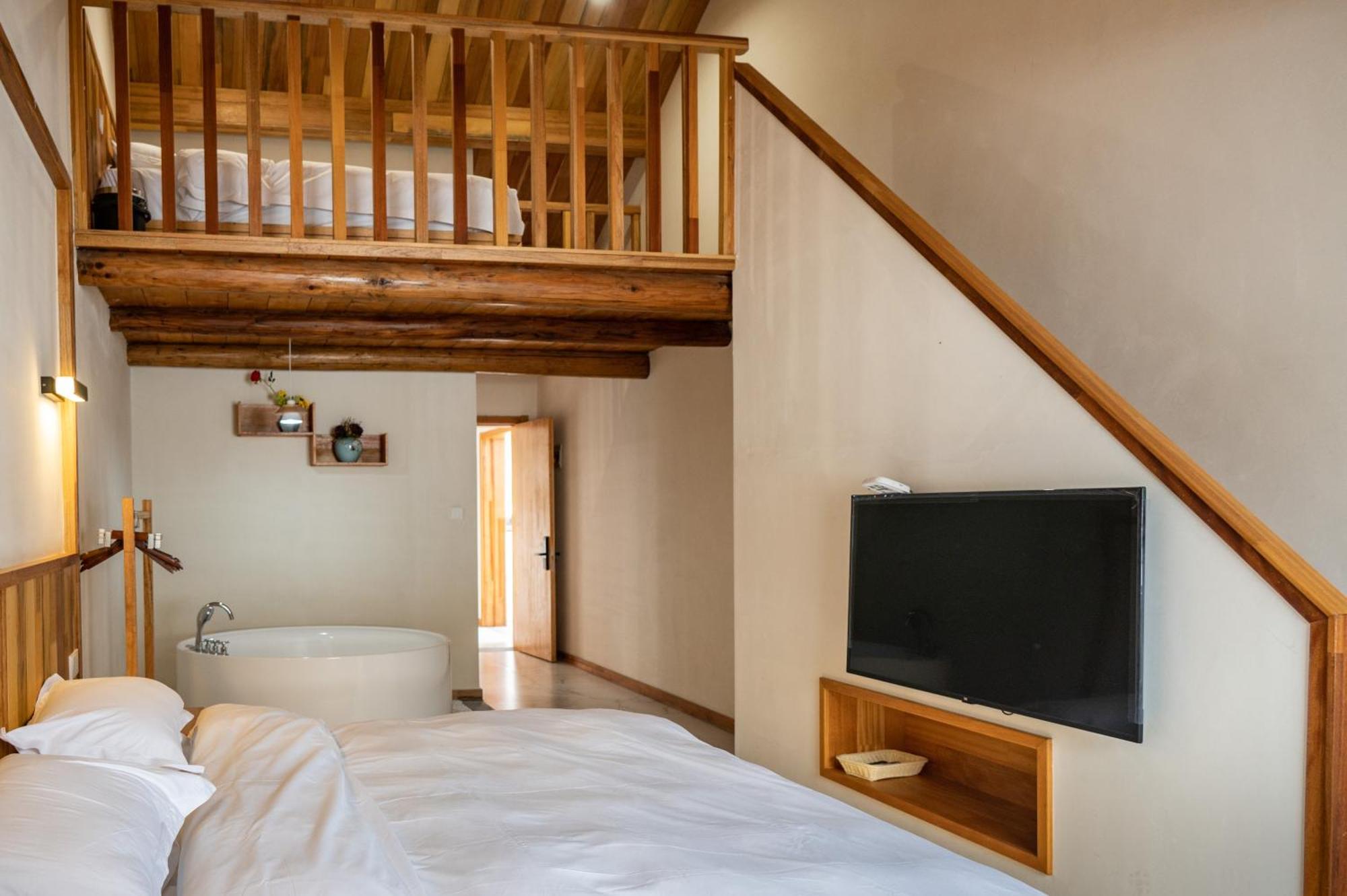 Tingjian Musu Private Soup Design Homestay - South Gate Of Wuzhen Xizha Scenic Area Tongxiang 외부 사진